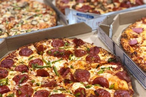 dominos  introduce   product   years    meatpoultry