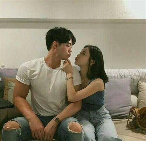 pinterest hamburgerv couples couples asian korean couple