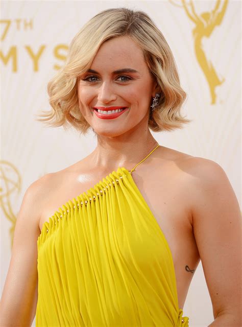 Taylor Schilling Best Photo Picture Video Gallery
