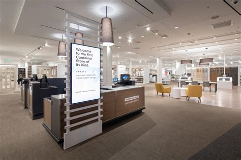 container store moves  omni channel model retail leisure