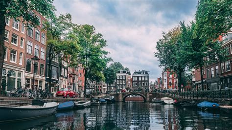 airbnb launches tool  support amsterdam  registration europe citiescom
