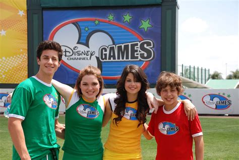 disney channel games  izle