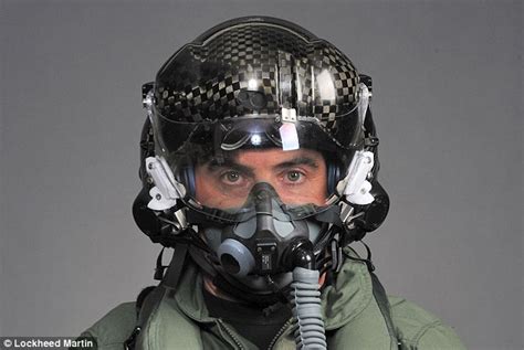 helmet   pilots       fighter jet daily