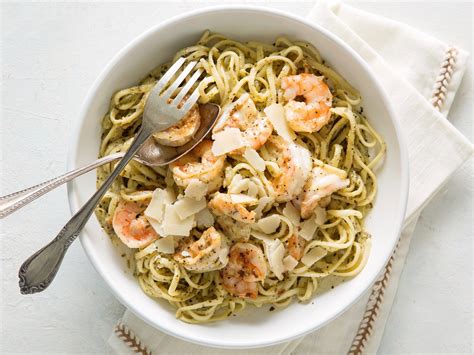 Pesto Pasta With Shrimp