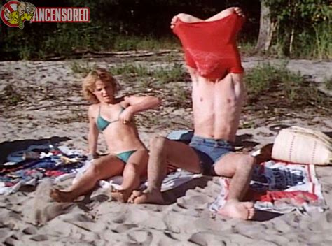 Naked Helene Udy In Pinball Summer