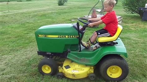 john deere  lawn tractor youtube