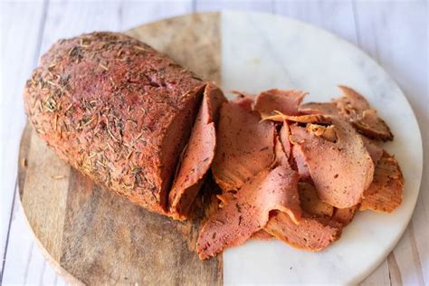 vegan deli sliced roast beef  eats   roast beef lunch meat