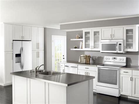 whirlpool ice collection white kitchen appliances white appliances kitchen design trends