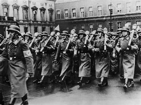 German Volkssturm Marching With Panzerfausts In Berlin 1944 World War