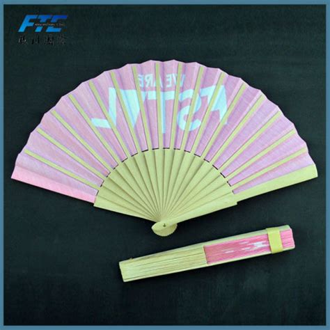 China Custom Promotional Bamboo Held Folding Fans Custom Logo Hand Fan