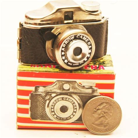 vintage miniature arrow camera novelty camera  original