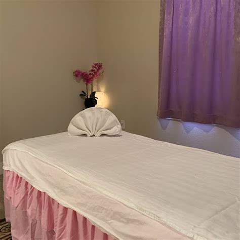 elegant health center massage spa  roseville