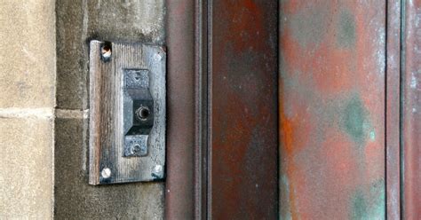 wire  doorbells   button ehow uk