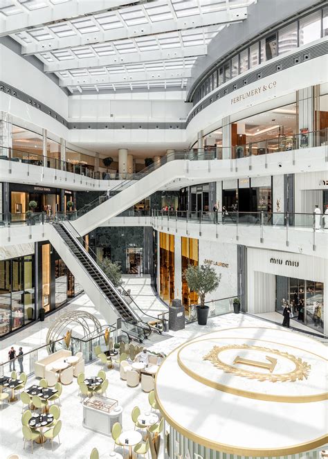 fashion avenue  dubai mall kinnersley kent design