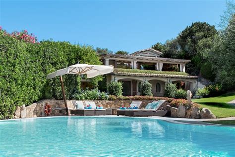 sardinien luxury villas vacation rentals airbnb luxe luxury retreats