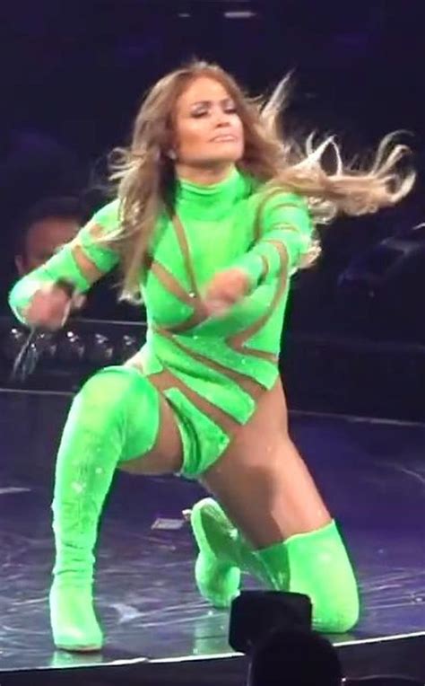 Pin On Jennifer Lopez 100 Hot