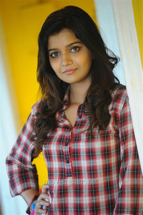 picture 532304 telugu actress swati reddy latest cute photos new