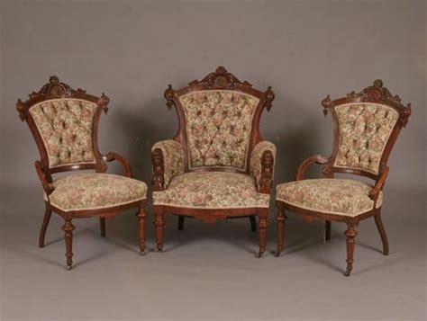 encyclopedia  victorian furniture hometone
