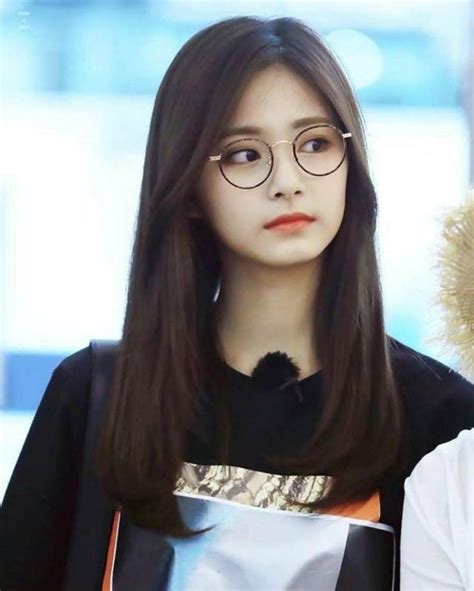 pin by once on twice cute girl with glasses beauty girl beautiful