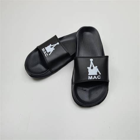 mens slippers  black top qatar shop