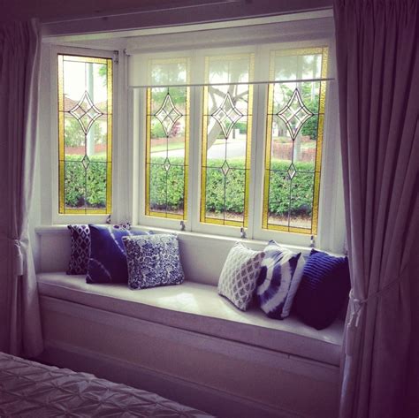 comfortable window seat ideas   lovely home