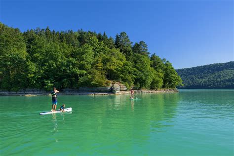 5 Lacs Où Se Baigner Et Passer Lété Au Frais Montagnes Du Jura