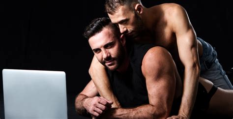 manhunt daily the official gay porn blog