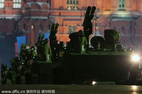 night rehearsal at red square for russia s victory day[5