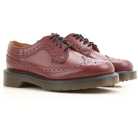 womens shoes dr martens style code