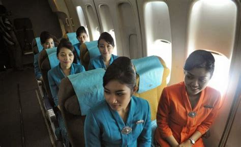 Beauty Gorgeous Stewardess Training In Garuda Indonesia ~ World