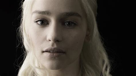 Game Of Thrones Star Emilia Clarke Can’t Stand Sex Scenes