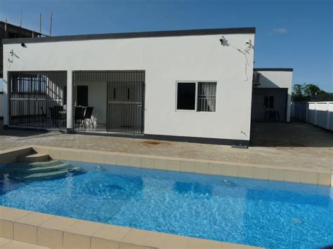 luxe appartement  met zwembad paramaribo noord huizen te huur  paramaribo paramaribo