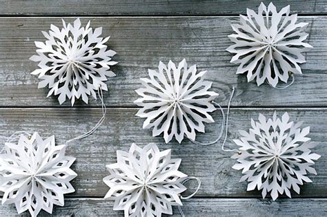Easy And Fun Paper Snowflake Template 3d Make An Origami