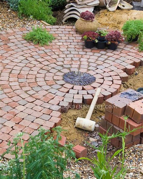 brick landscaping ideas  increase  beauty  homes outdoor proud
