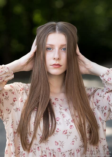 photo of inna an 18 year old natural fair haired girl photographed in