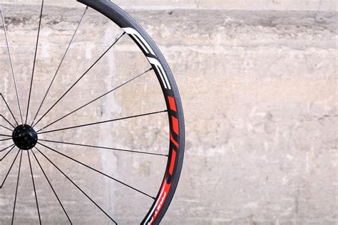 review fast  fr full carbon clincher wheelset roadcc