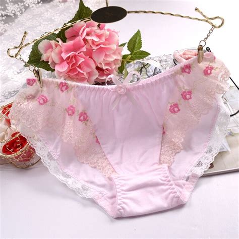 Japanese Sweet Wind Lace Flash Girl Underwear Cotton Low Rise Non Trace