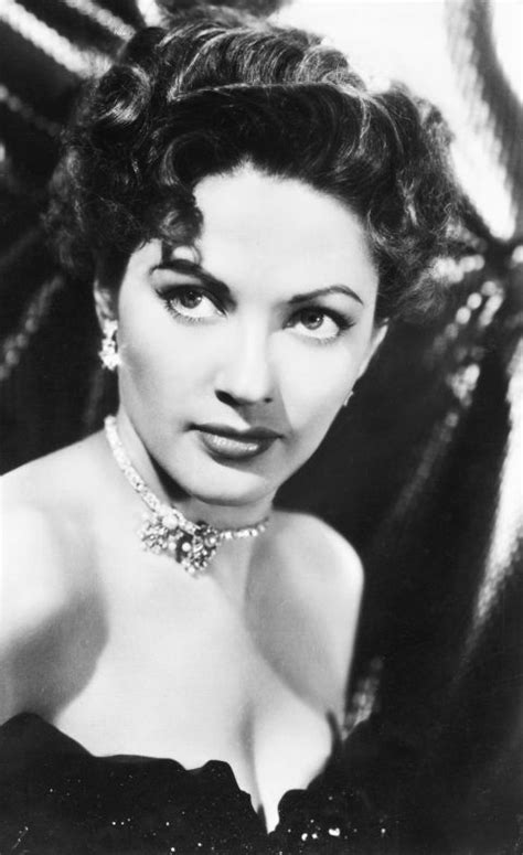 yvonne de carlo music biography streaming radio and discography