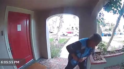 Amazon Delivery Driver Caught Peeing In Homeowner S Driveway