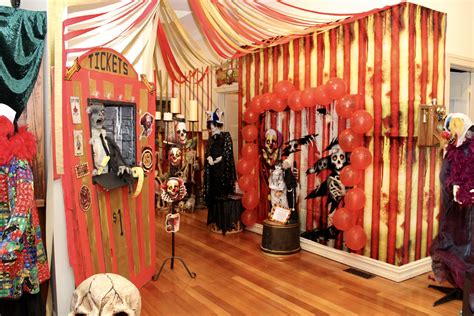 halloween carnival chic party ideas