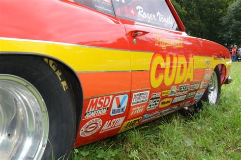 fast cuda cuda amc plymouth chrysler race cars excellence jeep racing vehicles