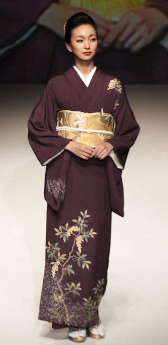 15 Yukiko Hanai Designed This Silk Kimono And Obi 2012 Japan