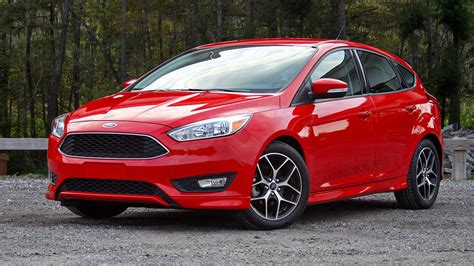 ford focus hatchback driven review top speed