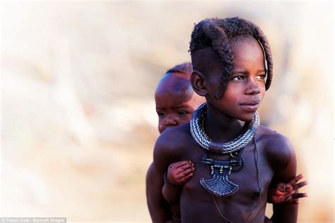 مدونة ليبيا الجديدة أغرب عادات قبائل الهيمبا في ناميبيا