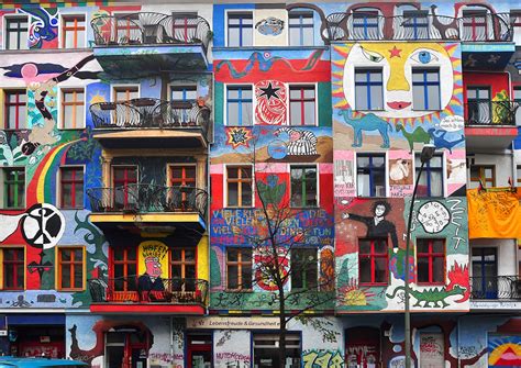 where to find the best street art in berlin germany