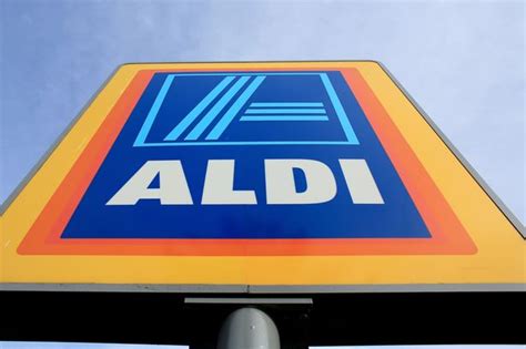 aldi stirs  supermarket price war  plan  launch     beaten  cost