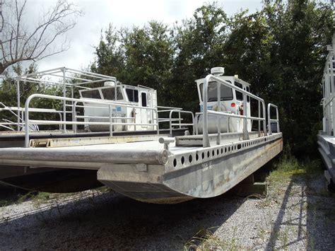 aluminum flatdeck workboat   sale   boats  usacom