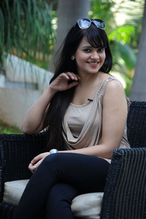 saloni aswani hot spicy pictures ~ indian hot actress