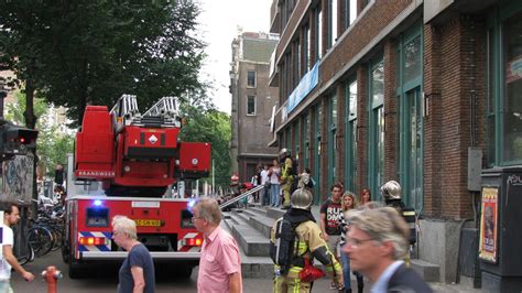 brand op dak ah nieuwezijds voorburgwal