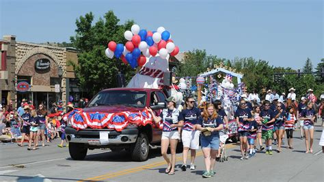 fourth  july parade